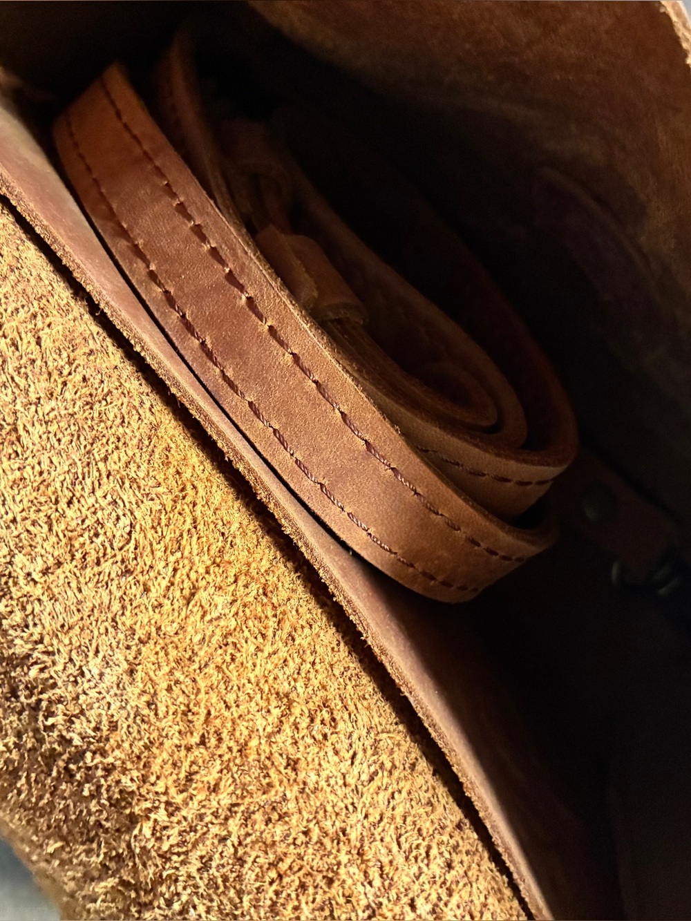 Portland Leather Goods Mini Metro Crossbody Bag In Dakota - Picture 9 of 10